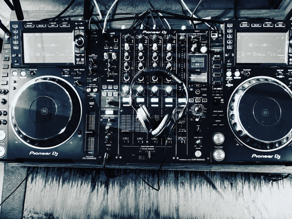 Professional Pioneer DJ Equipment | Mr Beats Essex